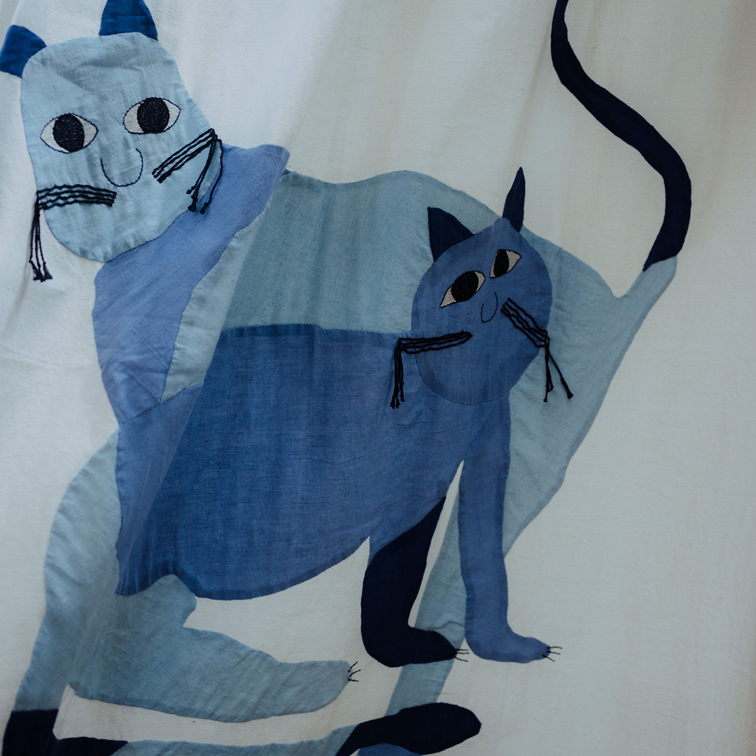 Cuddled Bekku Drapes